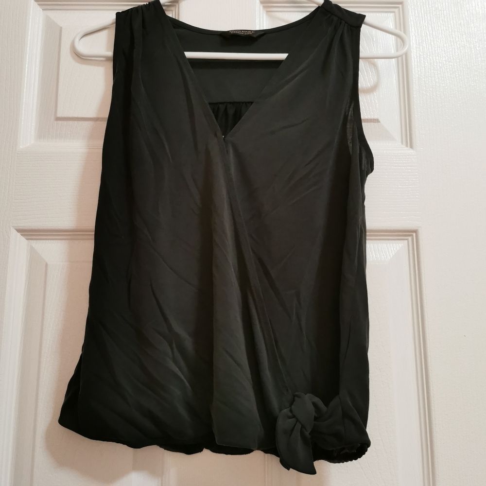 Banana Republic | Sleeveless Top